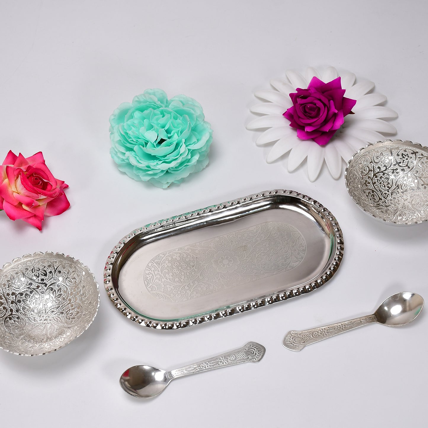 2947a Silver Plated 2 Bowl 2 Spoon Tray Set Brass With Red Velvet Gift Box Serving Dry Fruits Desserts Gift